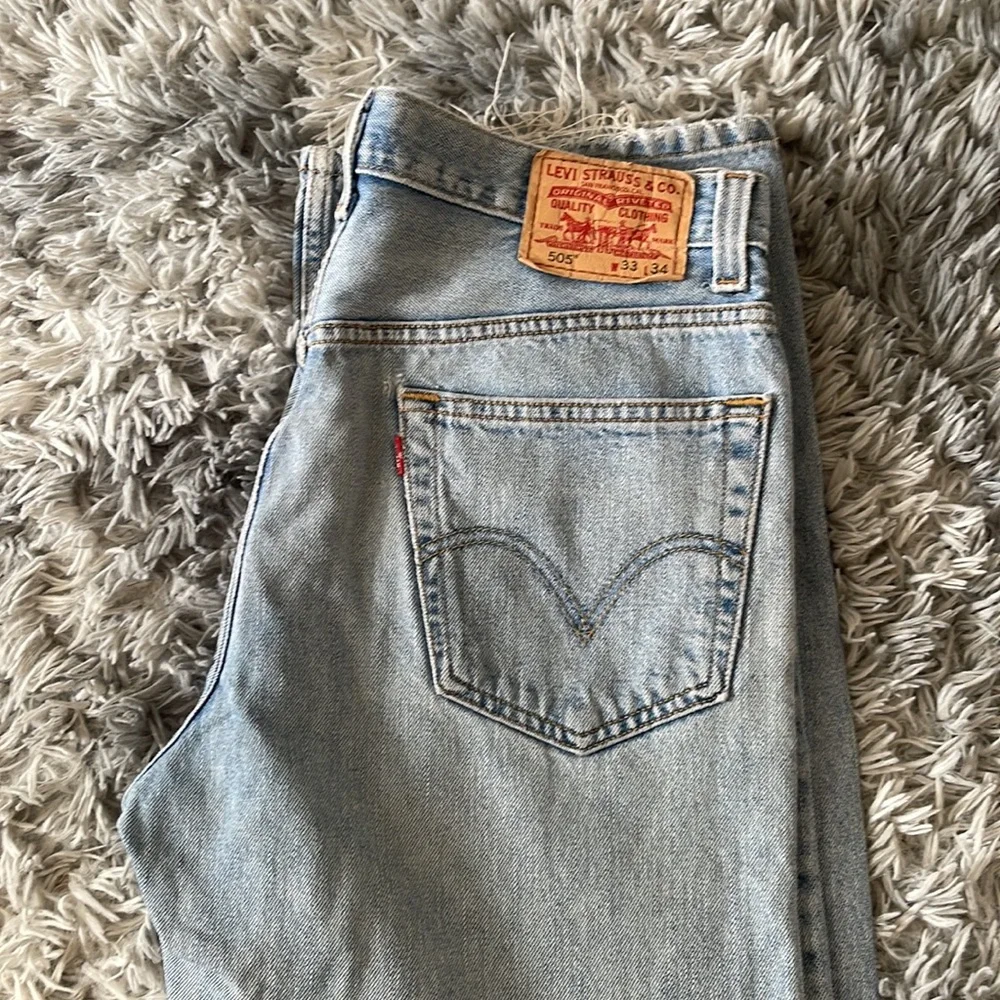 Vintage Levi 505 Jeans - Picture 3 of 3